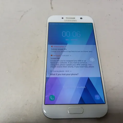 SAMSUNG GALAXY A5 (SM-A520F)