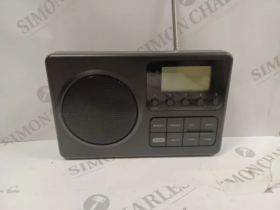 BOXED PORTABLE AM/FM RADIO