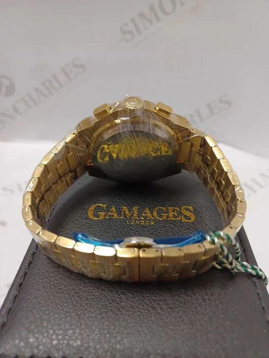 GAMAGES ENDURANCE SPORTS GOLD TRIPLE DATE DIAL AUTOMATIC BRACELET STRAP WRISTWATCH	