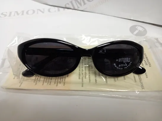 APPROXIMATELY 19 DIERRE STING SUNGLASSES - BOXED