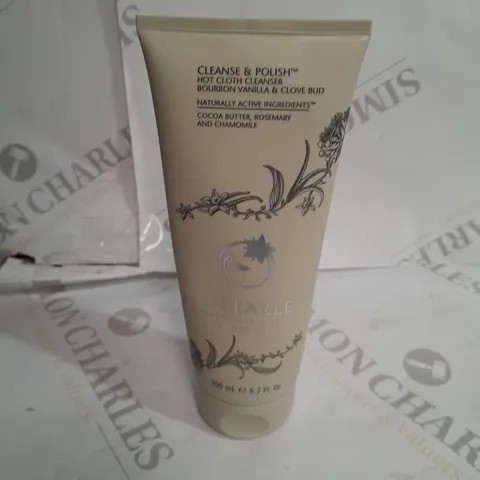 LIZ EARLE BOURBON VANILLA AND CLOVE BUD CREAM - 200ML