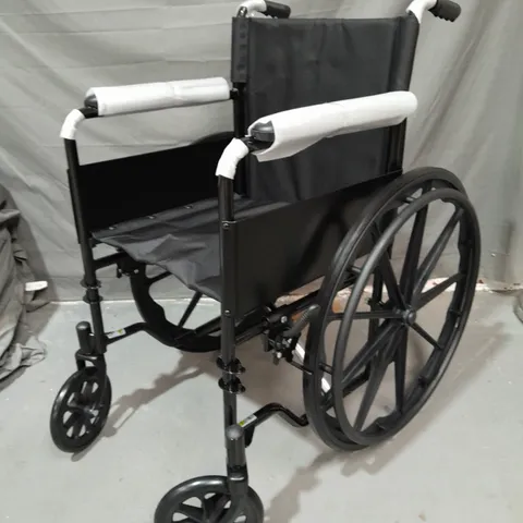 18" SPORTS WHEELCHAIR IN BLACK -