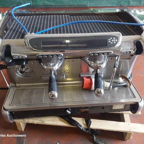 TRADITIONAL FAEMA EMBLEMA COFFEE MACHINE