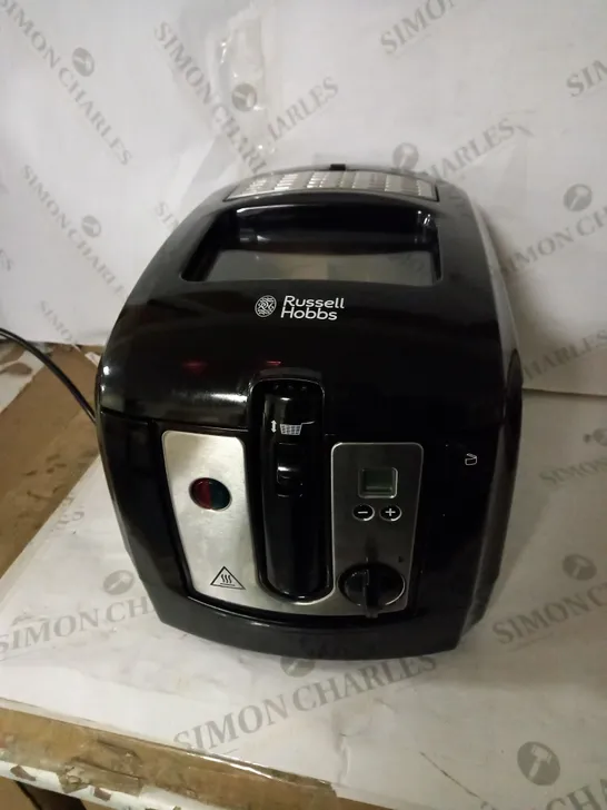 RUSSELL HOBBS DIGITAL DEEP FRYER