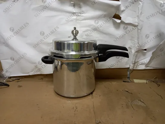 PRESTIGE HIGH DOME PRESSURE COOKER