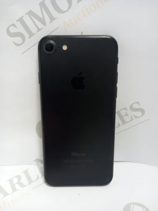 APPLE IPHONE 7 (A1778) SMARTPHONE