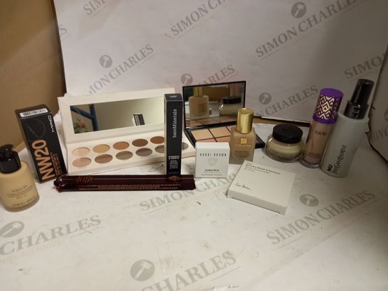 LOT OF 12 DESIGNER MAKEUP ITEMS, TO INCLUDE NARS, BOBBI BROWN, ERE PEREZ, GIORGIO ARMANI, ETC