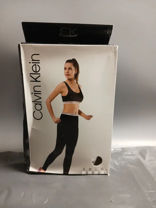 BOXED CALVIN KLEIN LADIES CROP TOP AND LEGGINGS SET WHITE SIZE S