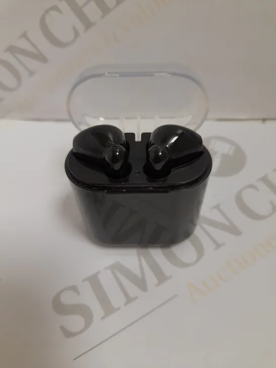 BLUETOOTH TRUE WIRELESS EARBUDS 