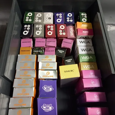 APPROXIMATELY 40 DISPOSABLE VAPES TO INCLUDE SMOK AND ELFBAR ASSORTED FLAVOURS 18+