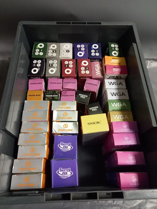 APPROXIMATELY 40 DISPOSABLE VAPES TO INCLUDE SMOK AND ELFBAR ASSORTED FLAVOURS 18+