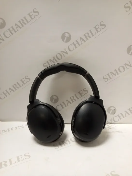 SKULL CANDY CRUSHER HEADPHONES IN BLACK