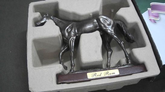 BOXED RED RUM ORNAMENT 