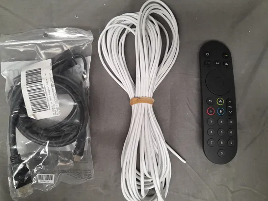 APPROXIMATELY 8 ASSORTED HOUSEHOLD ITEMS TO INCLUDE SKY REMOTE, STARTECH DISPLAYPORT CABLE, ETC