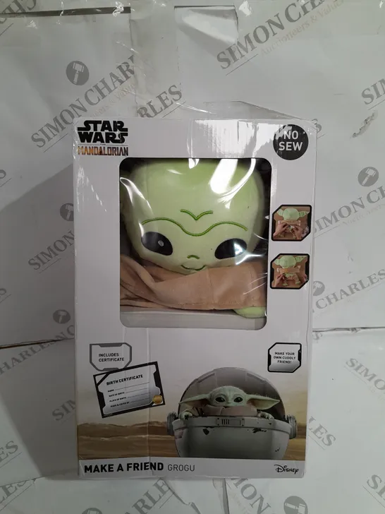 DISNEY STAR WARS THE MANDALORIAN YODA 