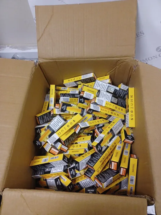 BOX OF APPROXIMATELY 100 GEEK BAR LEMON TART DISPOSABLE VAPES