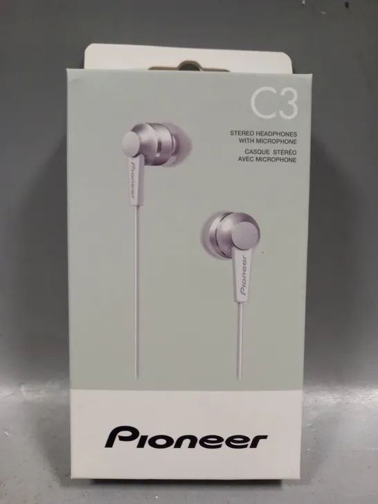 BOXED PIONEER SE-C3T(W) STEREO EARPHONES IN WHITE