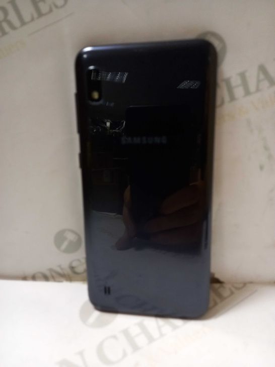 SAMSUNG GALAXY A10