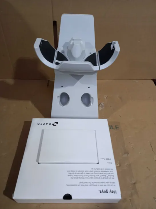 DAZED OCULUS QUEST 2 CHARGING DOCK 