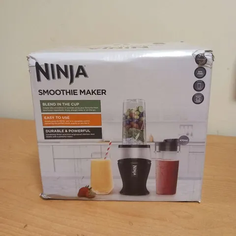 NINJA SMOOTHIE MAKER