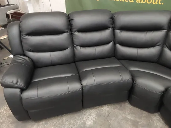 DESIGNER 5 SEATER CURVED LEATHER UPHOLSTERED MANUAL RECLINER SOFA - BLACK