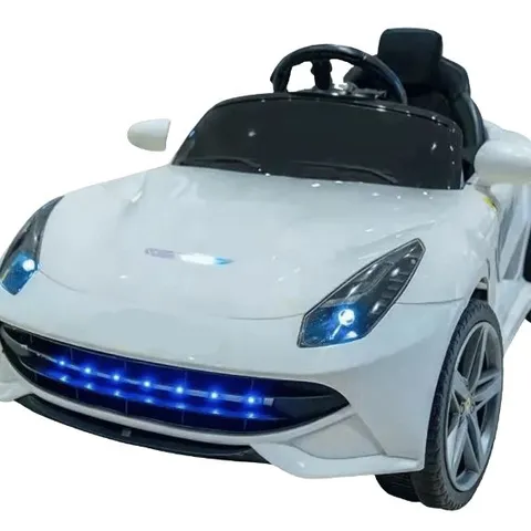 BRAND NEW BOXED KIDS FERRARI STYLED 12V RIDE ON CAR WHITE 