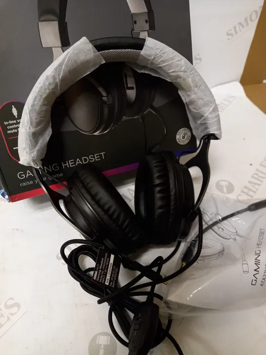 BLACK GAMING HEADSET 