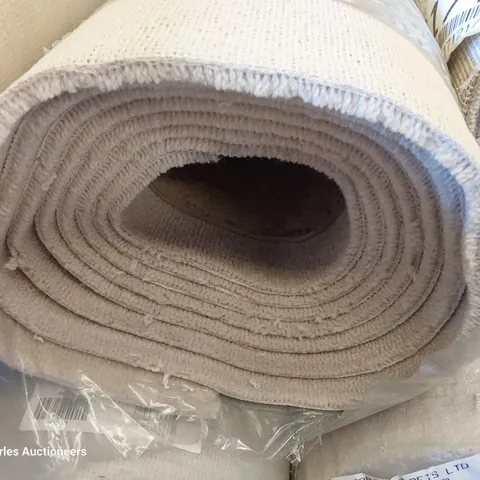 ROLL OF QUALITY DUCHESS SPRINGFIELDS CARPET APPROXIMATELY 5M × 4.09,