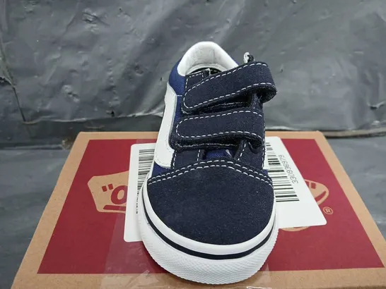 BOXED VANS INFANT BOYS OLD SKOOL TRAINERS - NAVY -UK 4