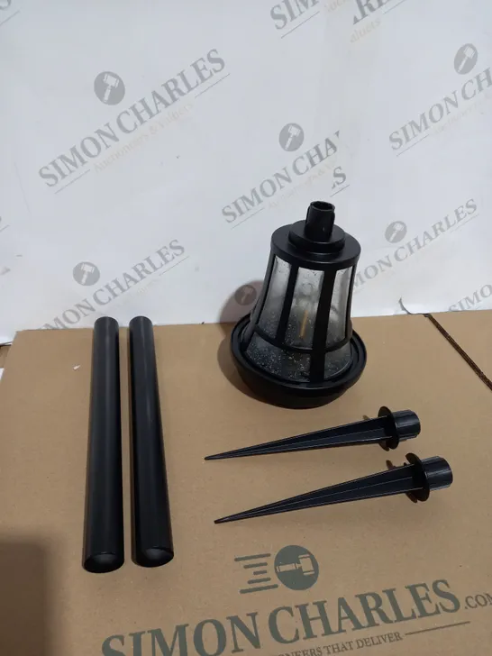 LUXFORM MOTION SENSORED LINKABLE SOLAR PATH LIGHTS