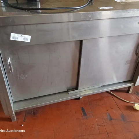 DOUBLE SIDED HEATED CABINET