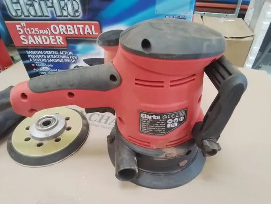 CLARKE 5" ORBITAL SANDER - CROS3