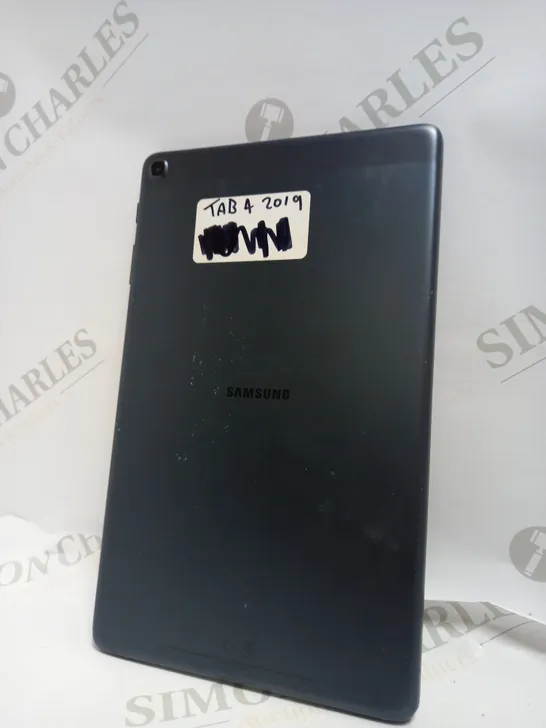 SAMSUNG TABLET 4 (2019) IN BLUE