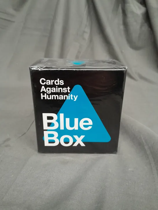 SEALED CARDS AGAINST HUMANITY - BLUE BOX