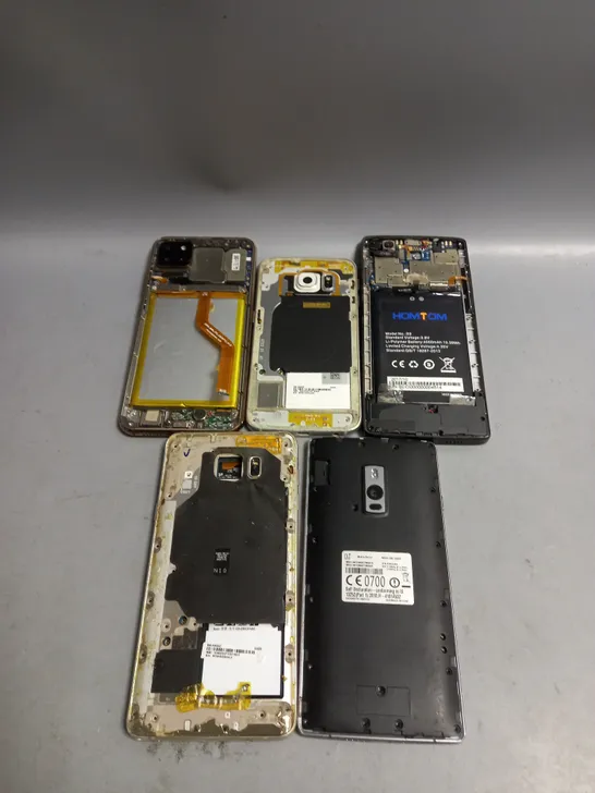 LOT OF 5 DAMAGED MOBILE PHONES 