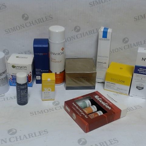LOT OF APPROXIMATELY 10 ASSORTED SKIN CARE ITEMS, TO INCLUDE CLARINS, LA ROCHE-POSAY, DECLEOR, ETC