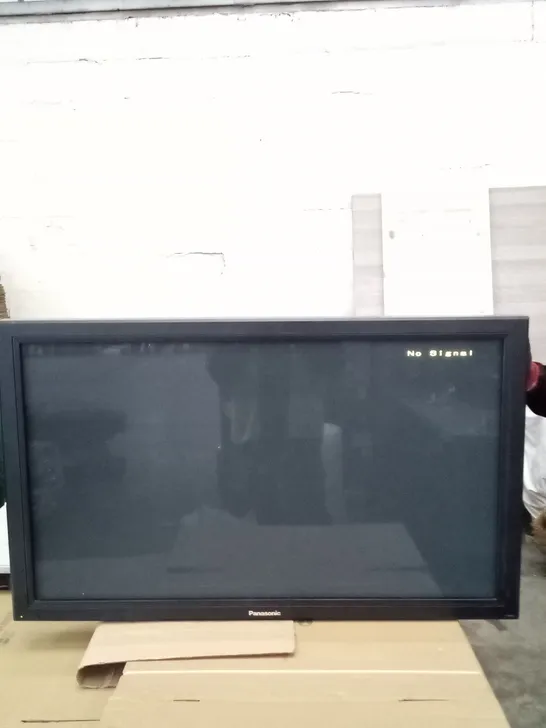 PANASONIC 42" HIGH DEFINITION PLASMA TV