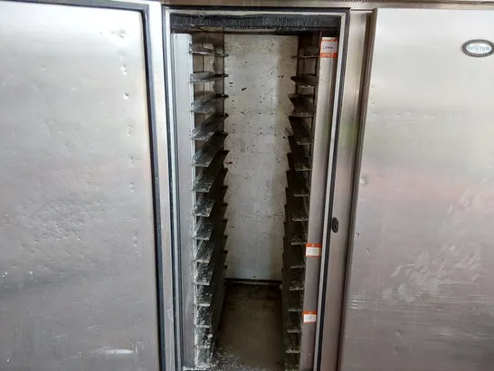 FOSTERS DOUBLE DOOR COMMERCIAL FRIDGE 