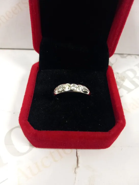 18CT WHITE GOLD FIVE STONE HALF ETERNITY RING RUB OVER SET WITH DIAMONDS