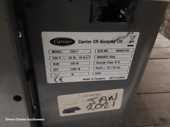 CARRIER DISPLAY/ SELF SERVE FREEZER Model COI17