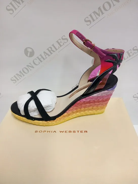 BOXED PAIR OF SOPHIA WEBSTER LUCITA MALIBU SUNSET MULTI SIZE 40