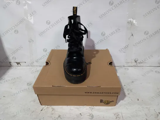 BOXED PAIR OF DR MARTENS MOLLY BOOTS IN BLACK UK SIZE 4