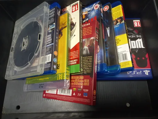 BOX OF APPROXIMATELY 10 ASSORTED ITEMS TO INCLUDE - PS4 DRAGON AGE INQUISITION , PS4 CALL OF DUTY MODERN WARFARE , BLU-RAY DISC L.A CONFIDENTIAL ETC