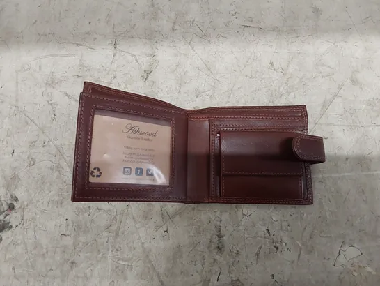 BOXED ASHWOOD LEATHER WALLET IN TAN // FAULTY (1 BOX)