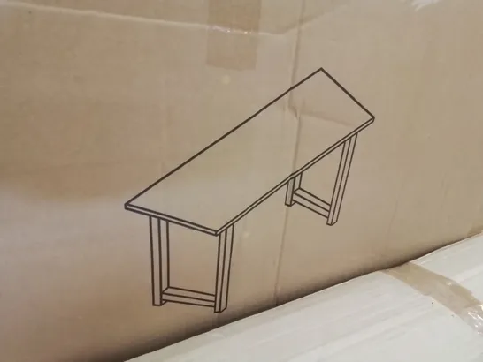 BOXED WHITE DESK