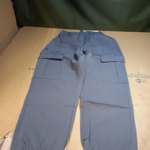 LUXE TO KILL GREY CARGO TROUSERS SIZE 10