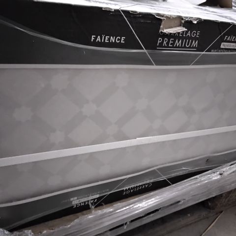 PALLET OF APPROXIMATELY 20 BOXES OF 5 30 X 60CM DECOR COLYSEE PERLE QUADRI TILES