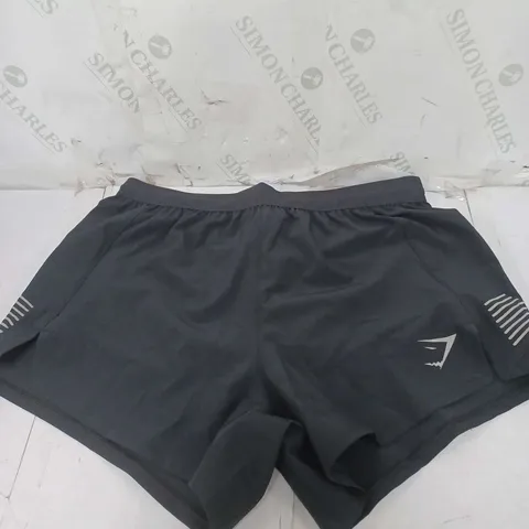 GYMSHARK APEX RUN 5 SHORTS - M	