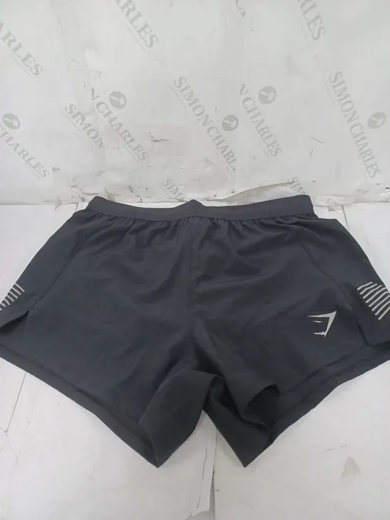 GYMSHARK APEX RUN 5 SHORTS - M	