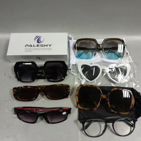 APPROXIMATELY 20 ASSORTED GLASSES/SUNGLASSES IN VARIOUS DESIGNS 